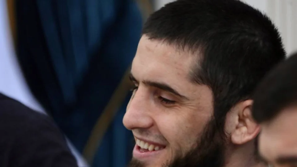 Islam Makhachev en Daguestán tras su victoria en UFC 284 (2023)